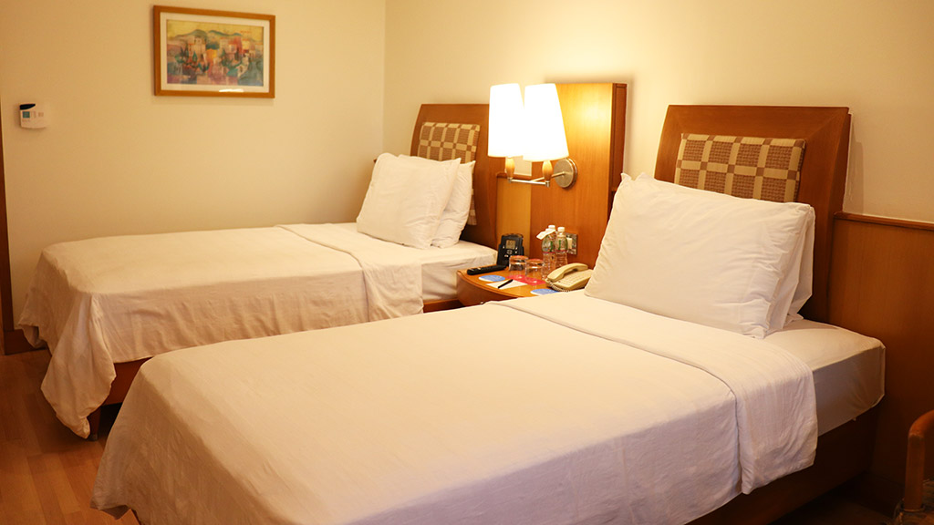 Trident Club room beds