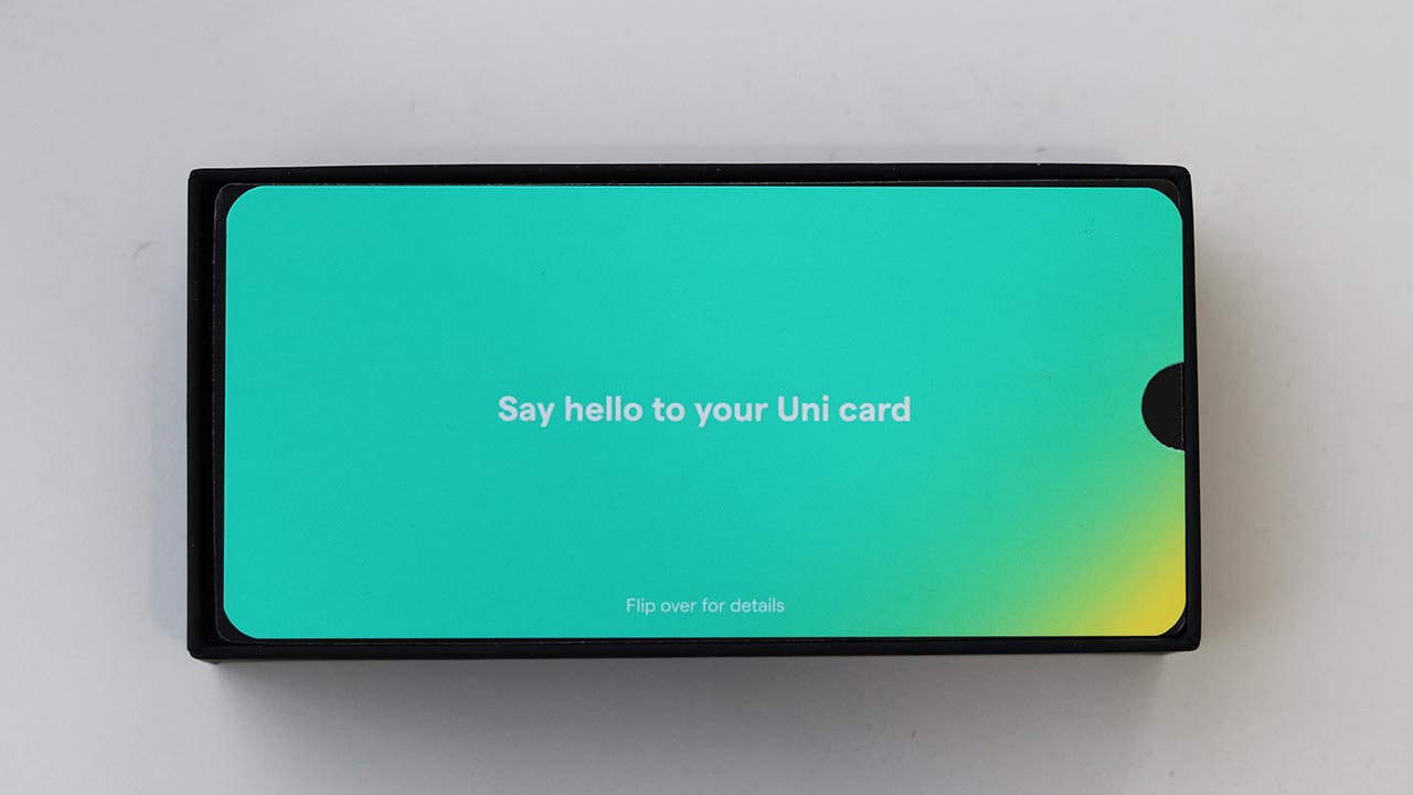 Unicard unboxing - a phone like divider