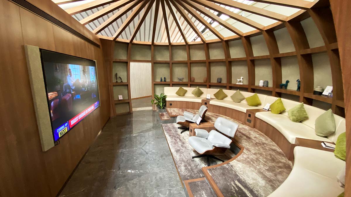 Mini Theatre - Inside
