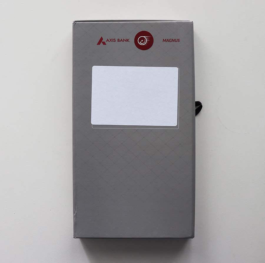 Axis Bank Magnus Credit Card Shipment box