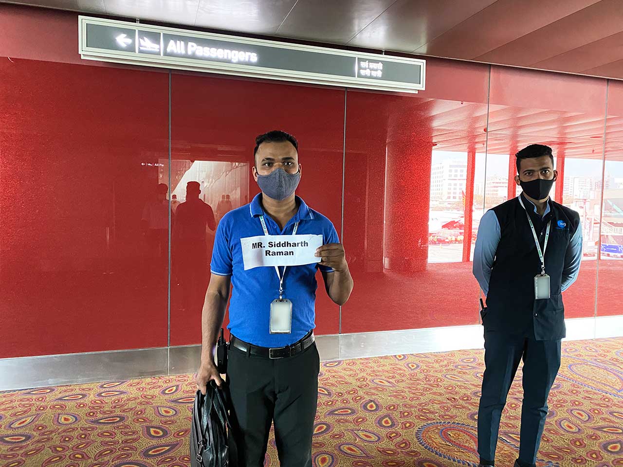 Porter & Executive at arrivals