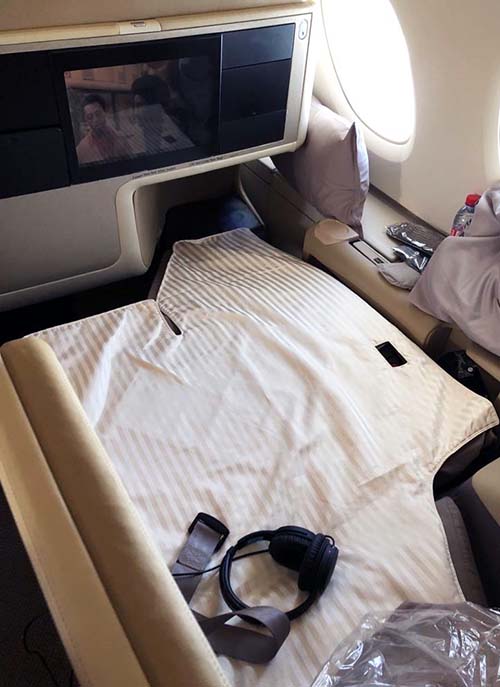 Singapore Airlines Business Class Seat - A380 Old config