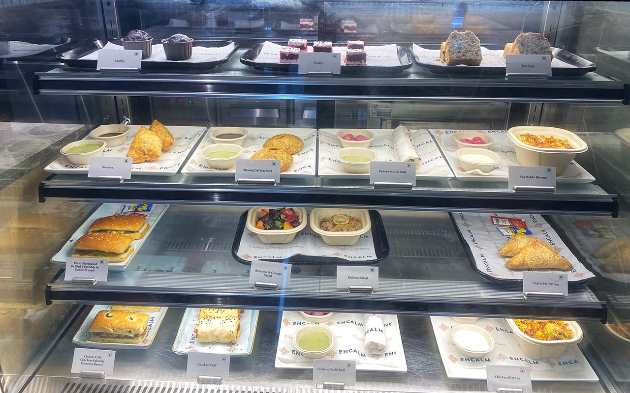 Lounge Food display