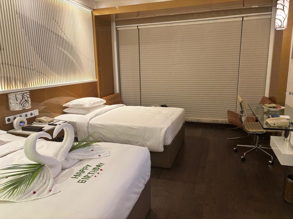 Renaissance by Marriott Lucknow room